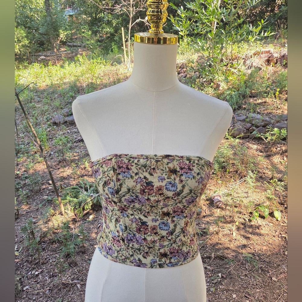 Floral Fairy Cottage Strapless Laced Up Corset‎ Top